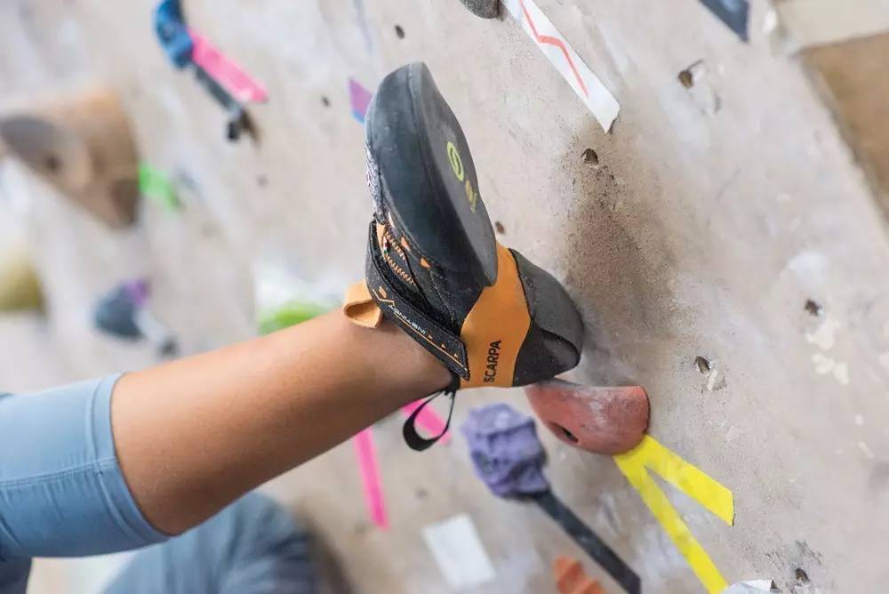 野玩儿--高手教你从专业术语学习攀岩技法