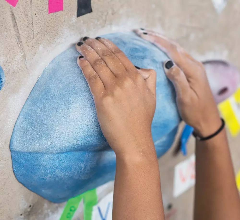 野玩儿--高手教你从专业术语学习攀岩技法